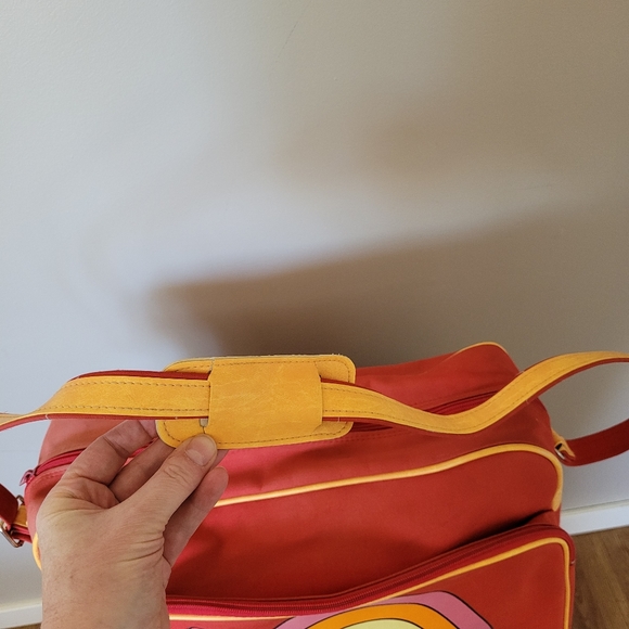 SOLD Vintage Strawberry Shortcake Satchel Bag 🎒 - Picture 5 of 13